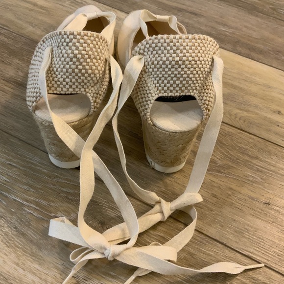 Gairmo woven wedge. New condition. Size 39. Lace up ankle. - Picture 6 of 7